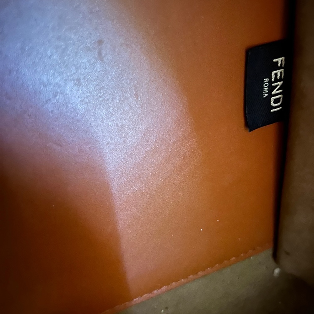 Fendi tote - Picture 8 of 13